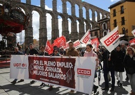Manifestación del Día Internacional del Trabajador por las calles de Segovia