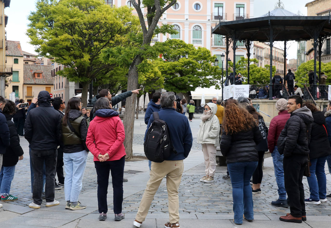 El mal tiempo frena la llegada de turistas a Segovia