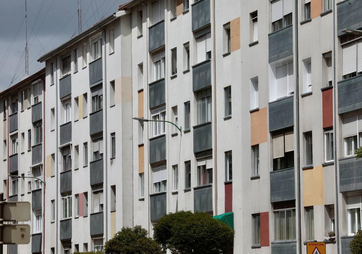 Imagen principal - Edificios de la calle Rondilla de Santa Teresa.