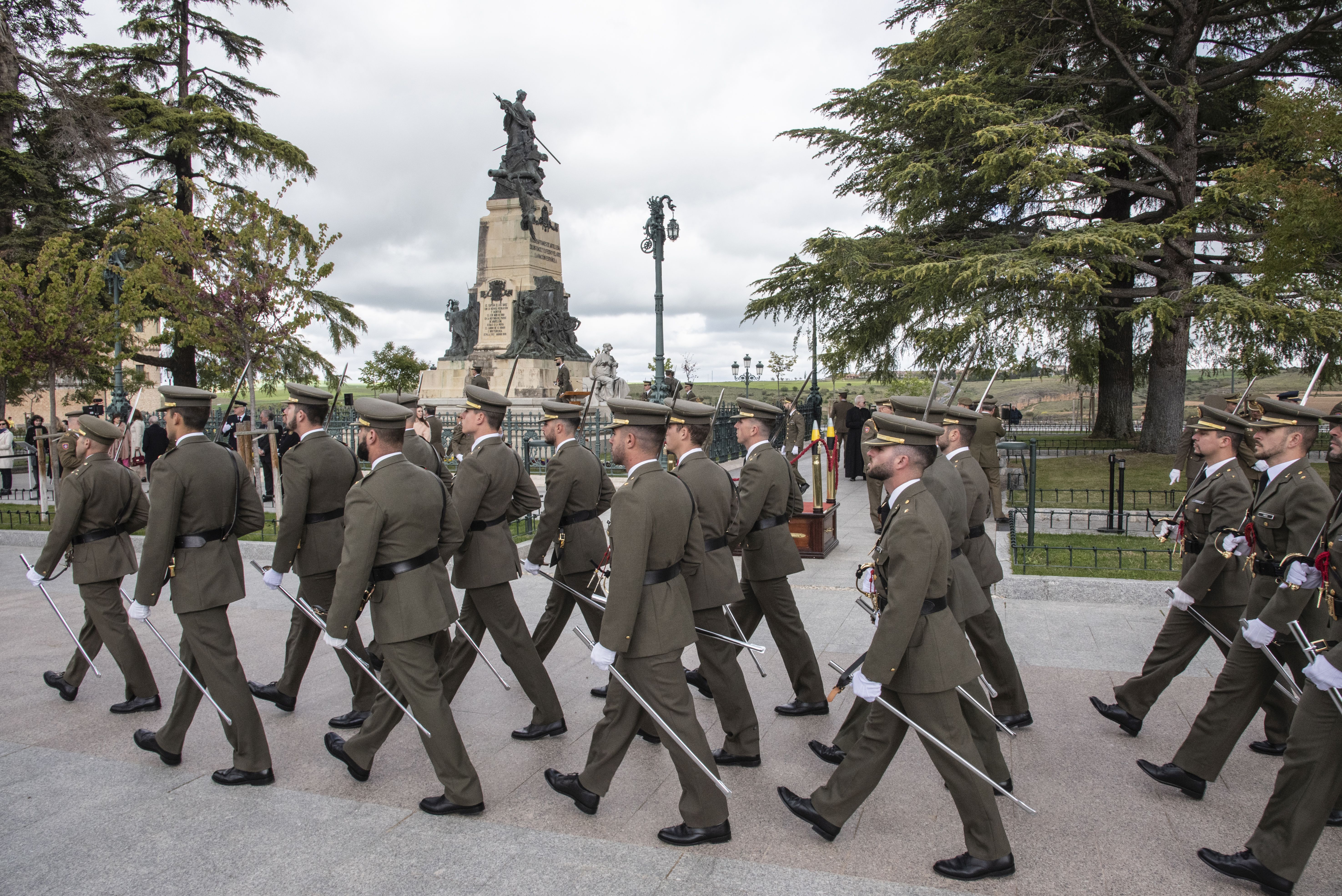 El homenaje a Daoiz y Velarde, en imágenes