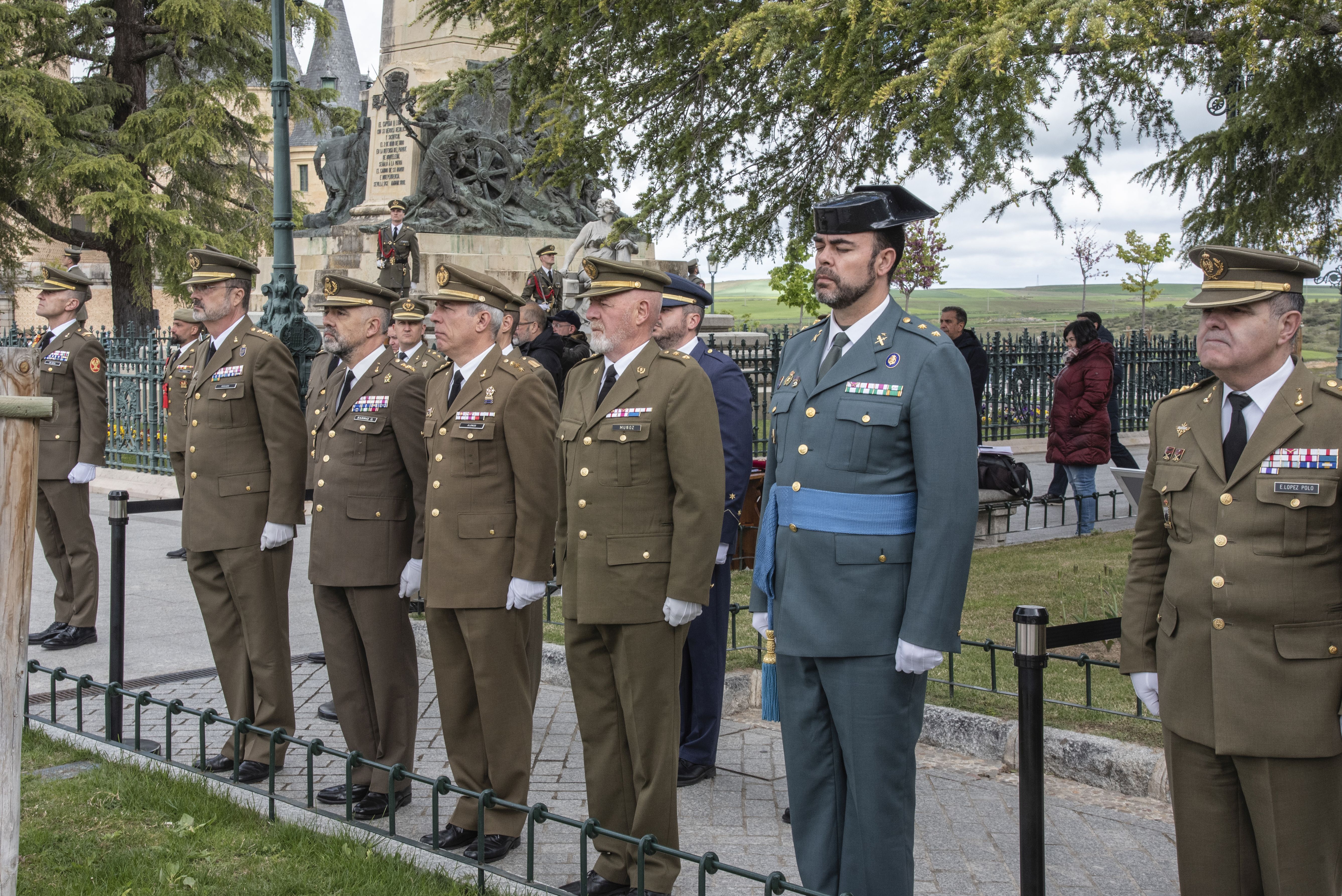 El homenaje a Daoiz y Velarde, en imágenes