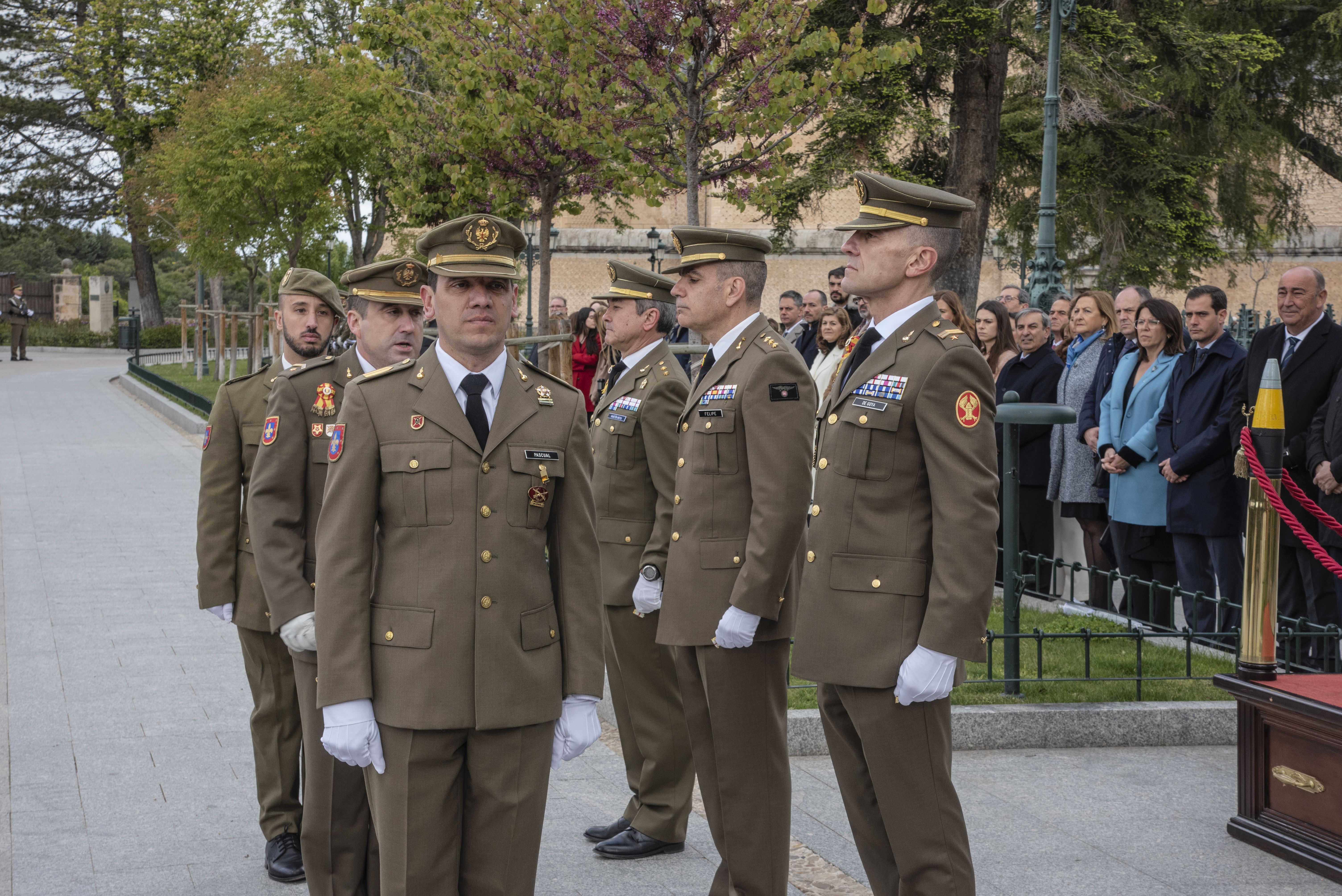 El homenaje a Daoiz y Velarde, en imágenes