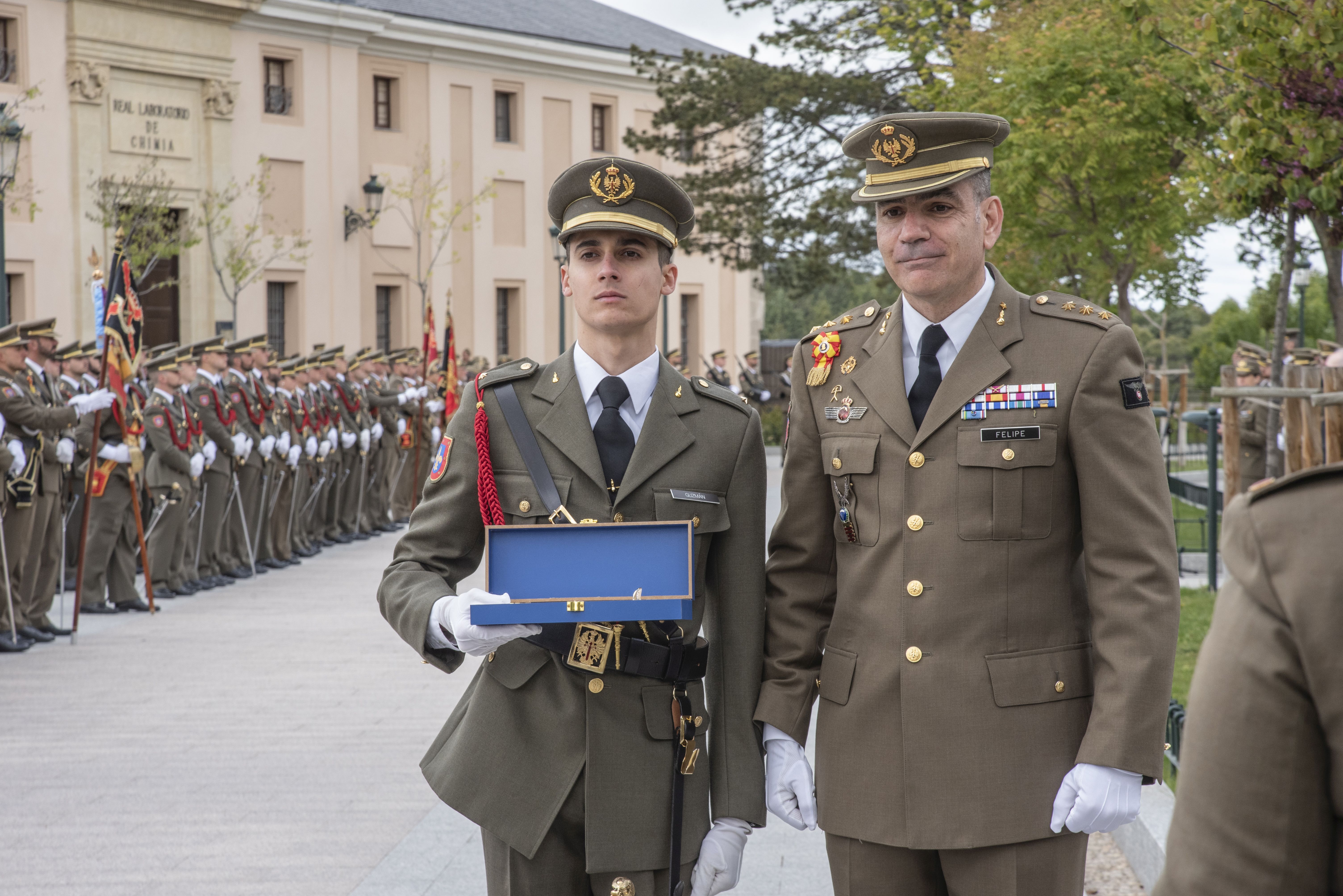 El homenaje a Daoiz y Velarde, en imágenes
