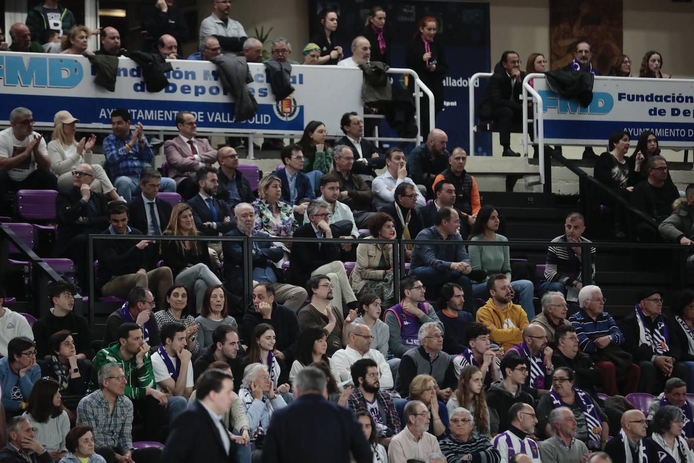 El partido del Real Valladolid Baloncesto contra el Oviedo en imágenes