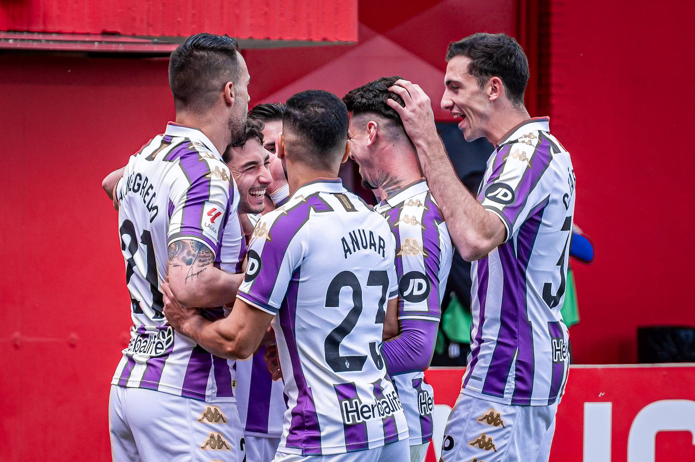 Imágenes del partido del Real Valladolid contra el Mirandés