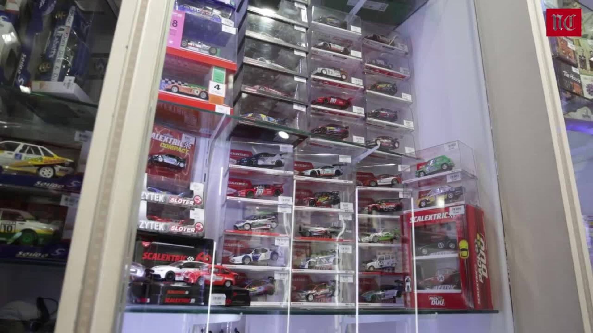 Juguetecas, la tienda de Valladolid especializada en aficiones, sopla tres décadas