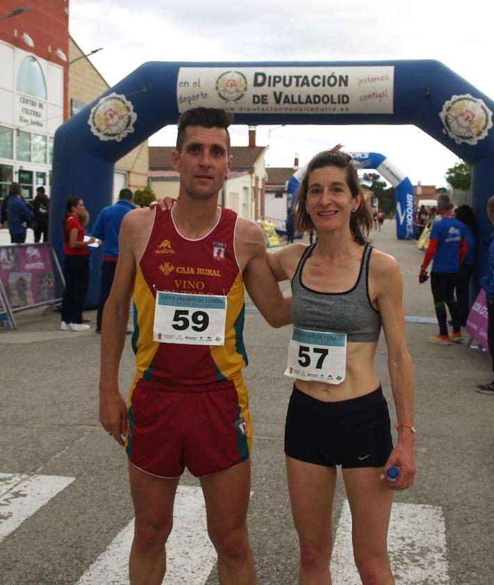 Imagen secundaria 2 - Diego Morejón y Bego Usabiaga dominan en la carrera del Piñón