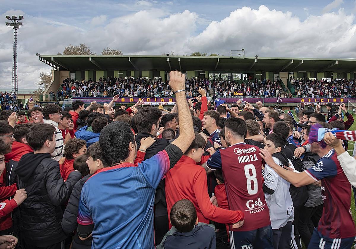 Las mejores fotografías de la celebración del ascenso en La Albuera