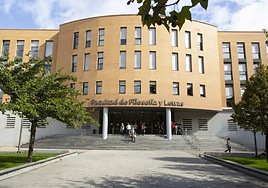 La agresión se produjo junto al Paseo del Cauce, cerca de la Facultad de Filosofía y Letras.