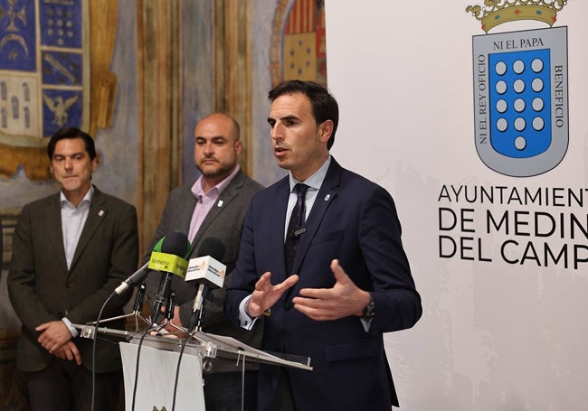 Guzmán Gómez presentando los presupuestos del 2024.