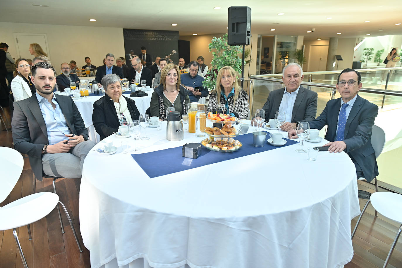 Borja Fernández, Pilar Alonso, Angélica Ferrándiz, Isabel Pérez, Fernando Pérez y Jorge Valentín Gamazo.