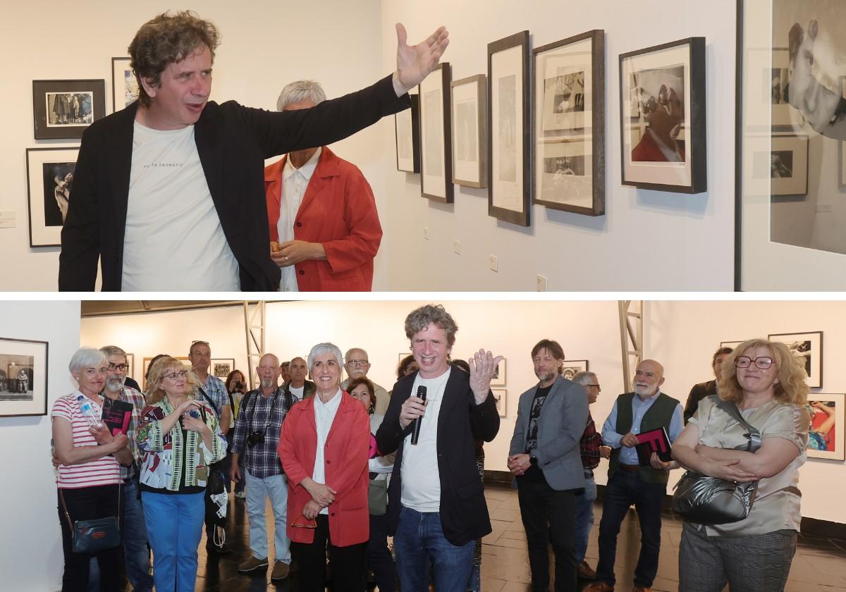 Gabino Diego durante la primera visita guiada de su colección de fotografías en el Museo de Palencia.