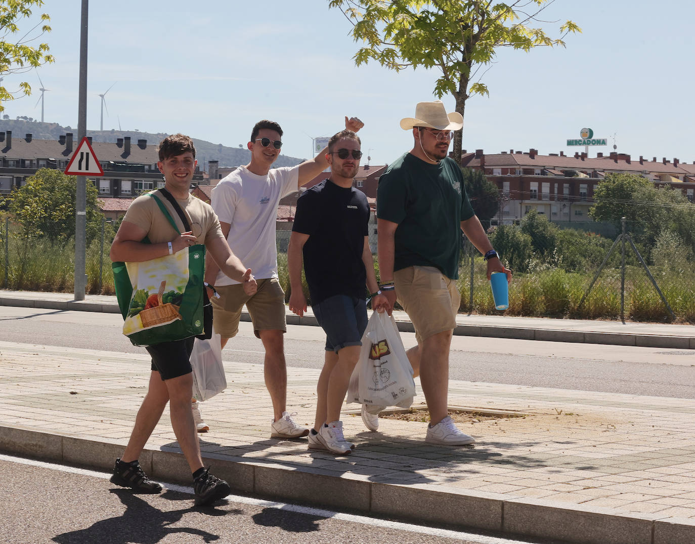 La fiesta de la ITA ya llena el parque Ribera Sur