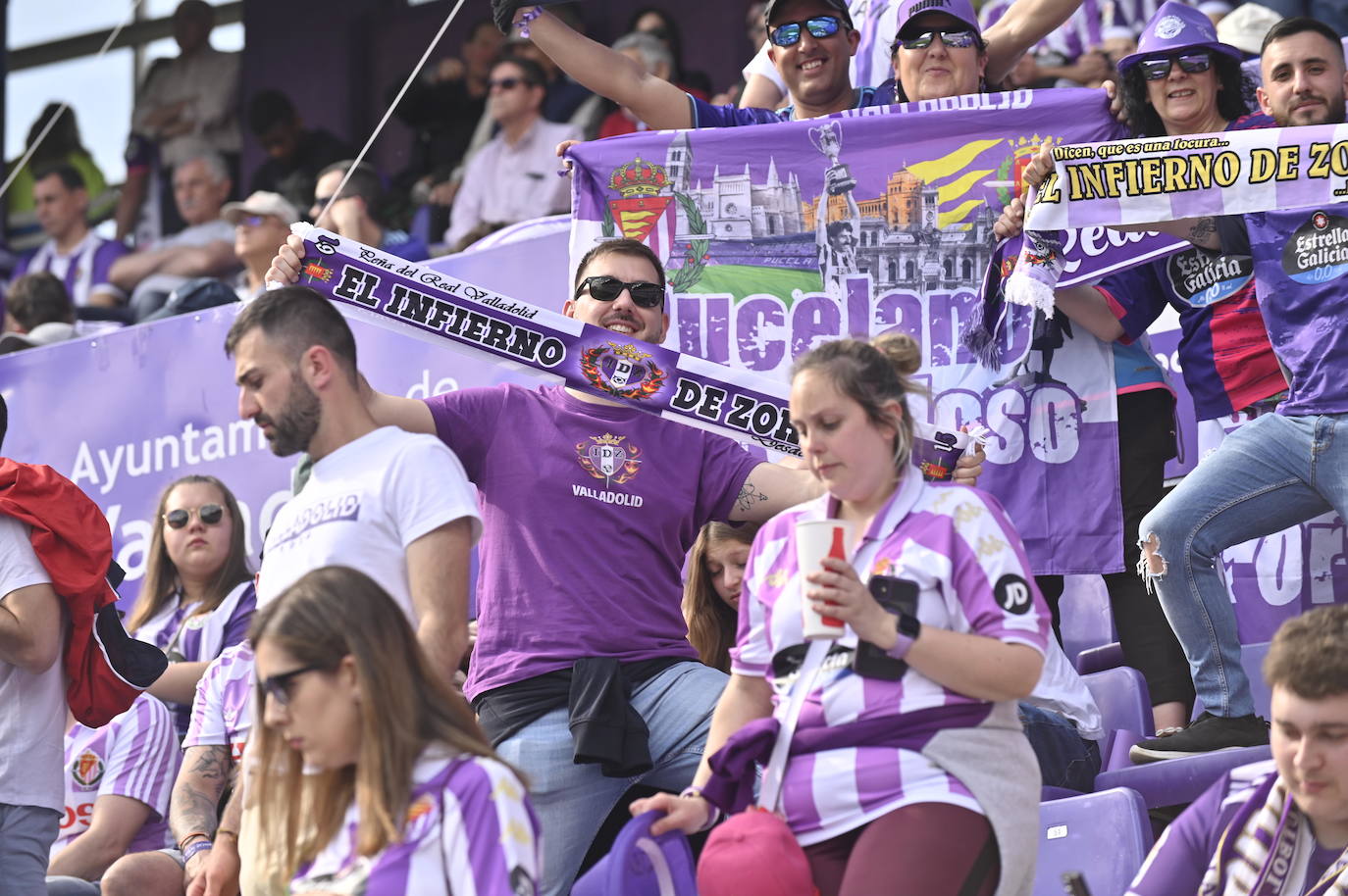 Búscate en la grada del estadio José Zorrilla (2/4)