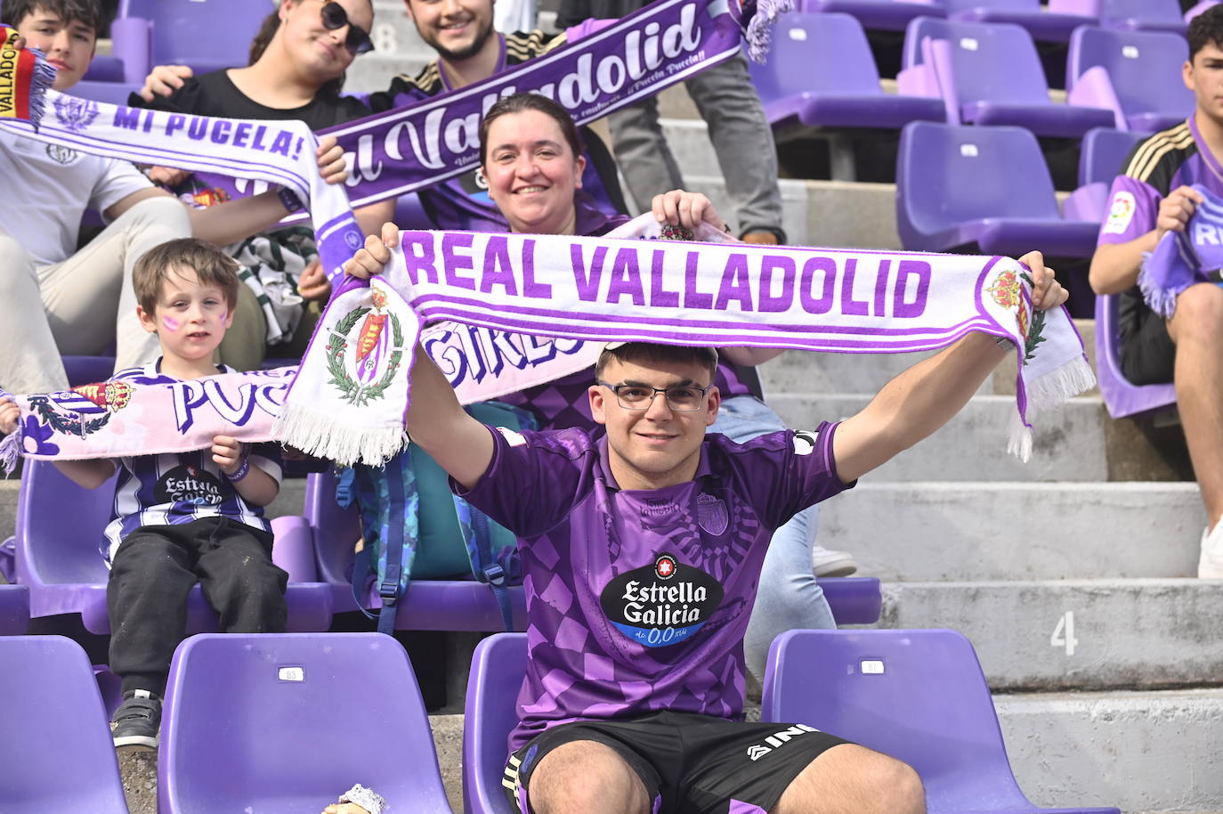 Búscate en la grada del estadio José Zorrilla (3/4)