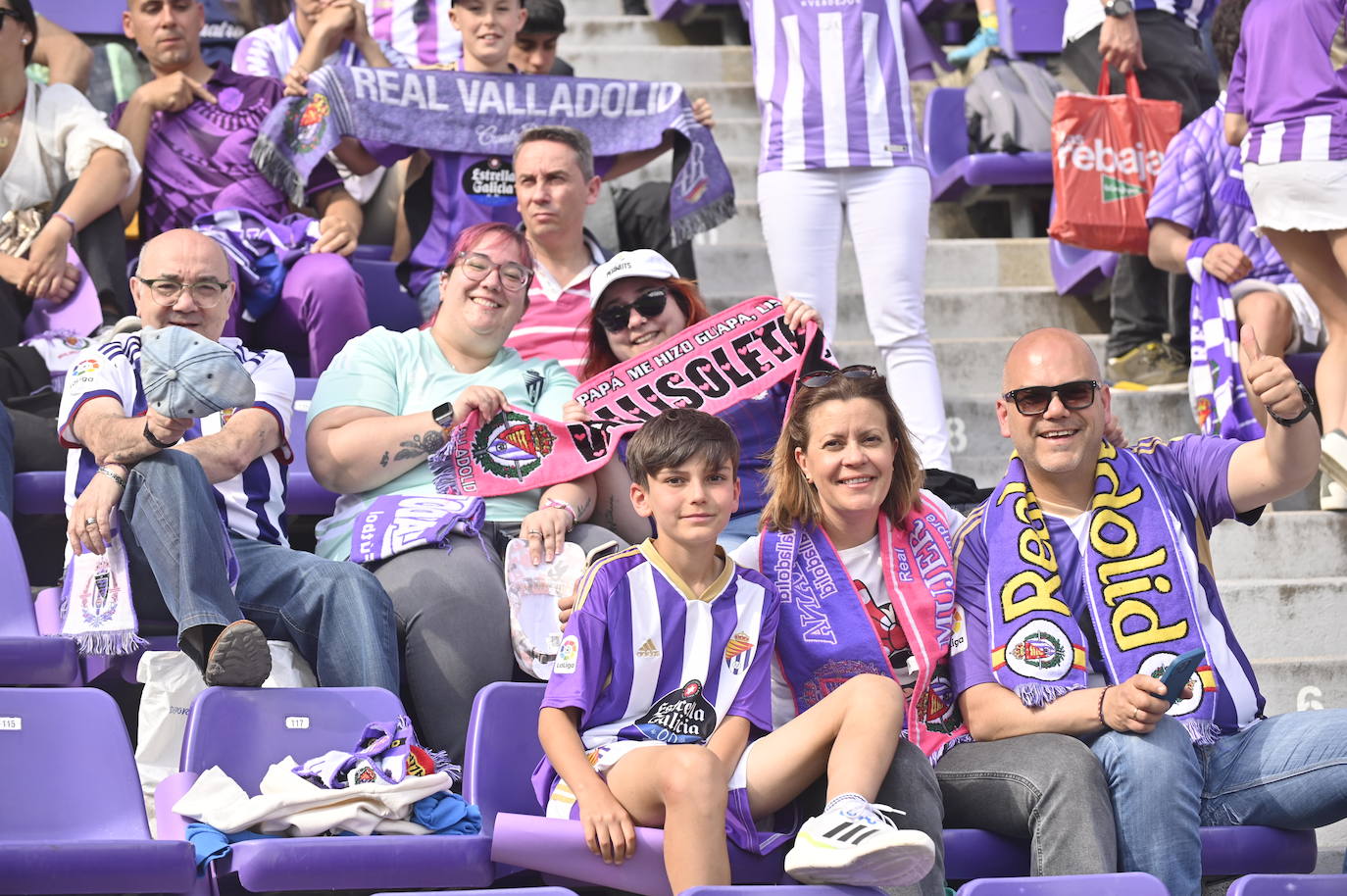 Búscate en la grada del estadio José Zorrilla (3/4)