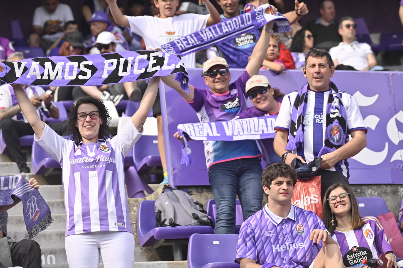 Búscate en la grada del estadio José Zorrilla (3/4)