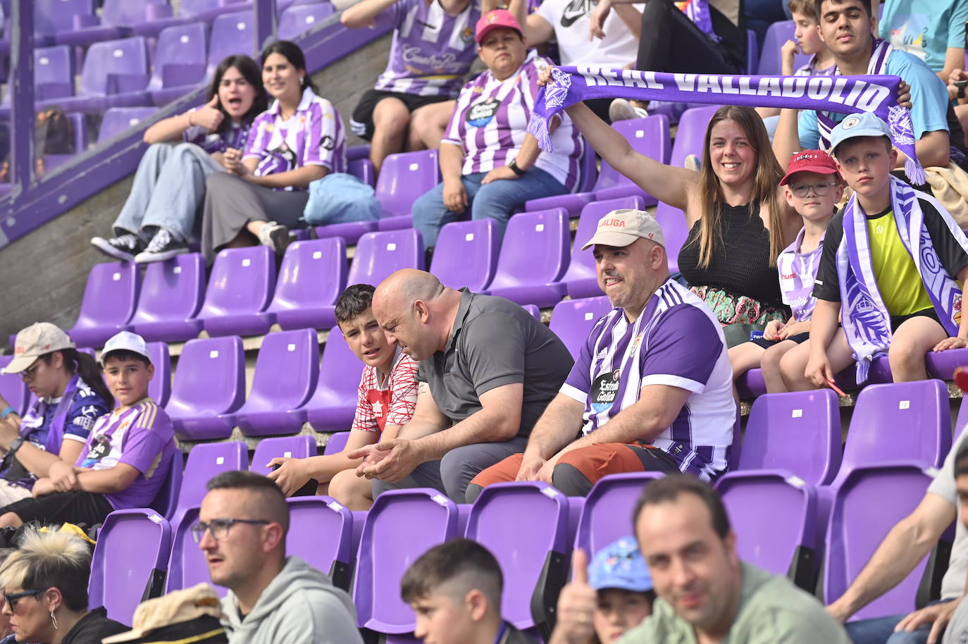 Búscate en la grada del estadio José Zorrilla (4/4)