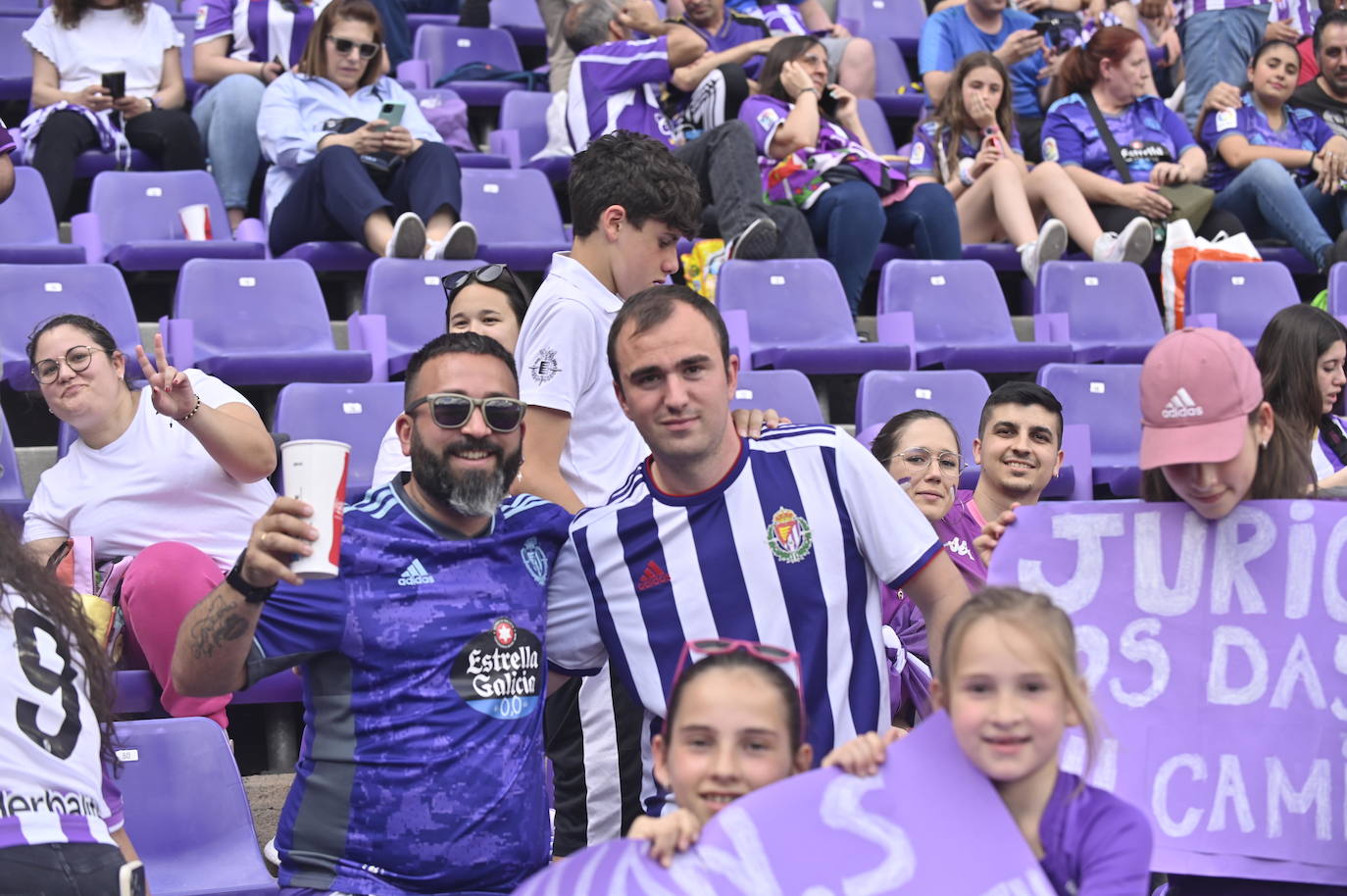 Búscate en la grada del estadio José Zorrilla (2/4)