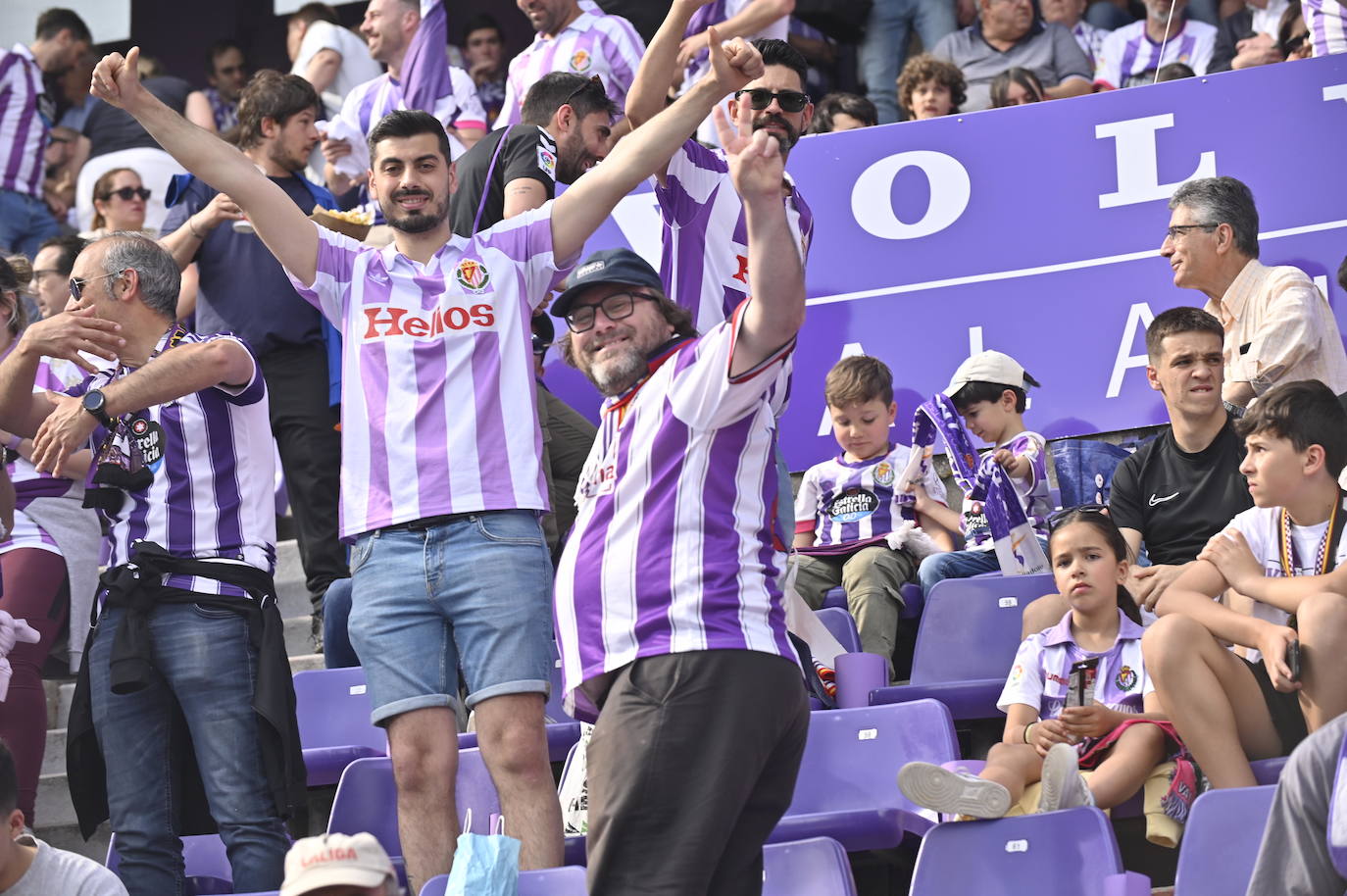 Búscate en la grada del estadio José Zorrilla (3/4)