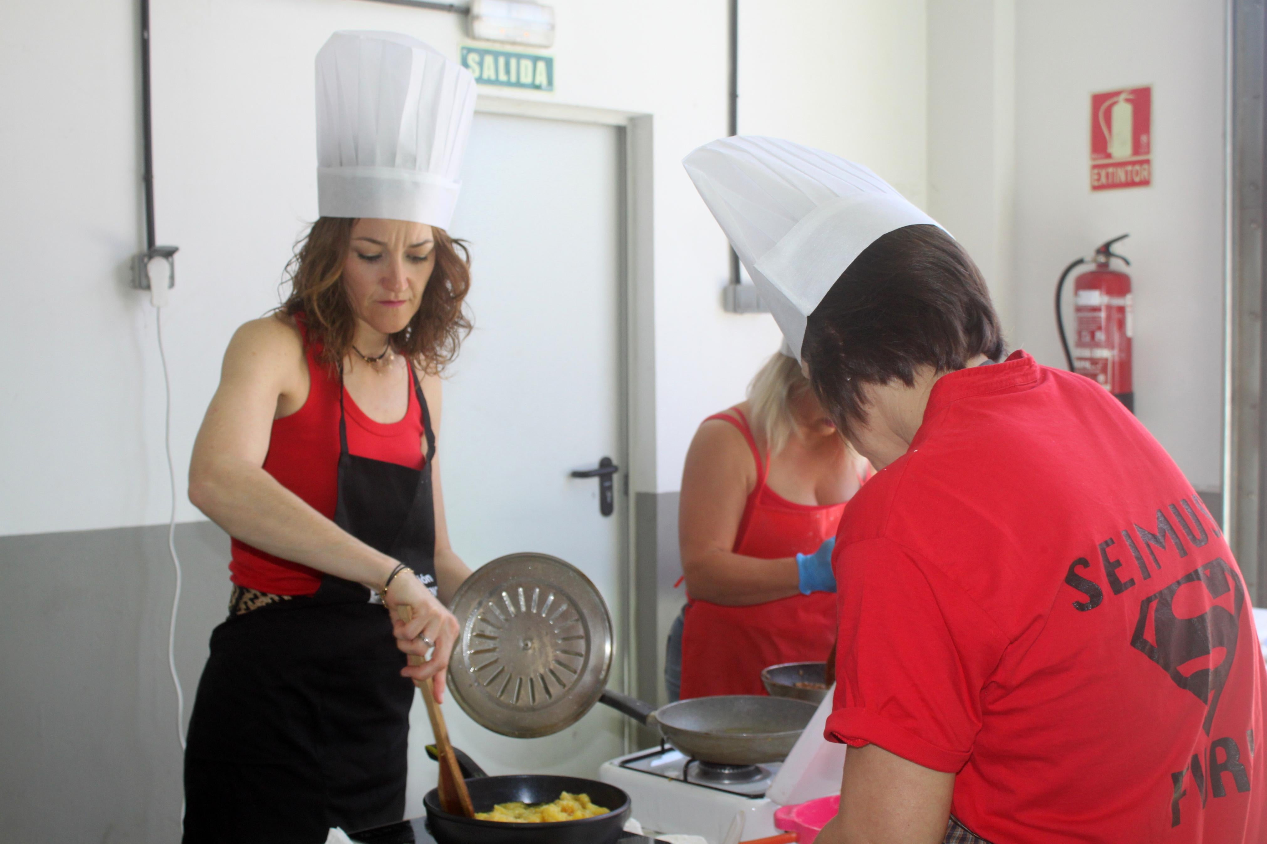 Baltanás disfruta de su tradicional Concurso de Tortillas y Pinchos