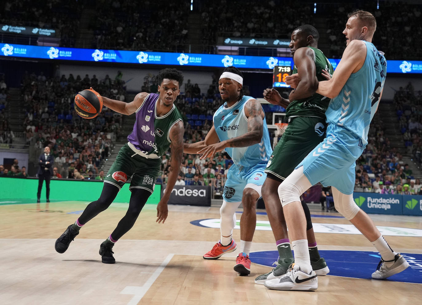 Emocionante ovación al Zunder en su último partido en ACB