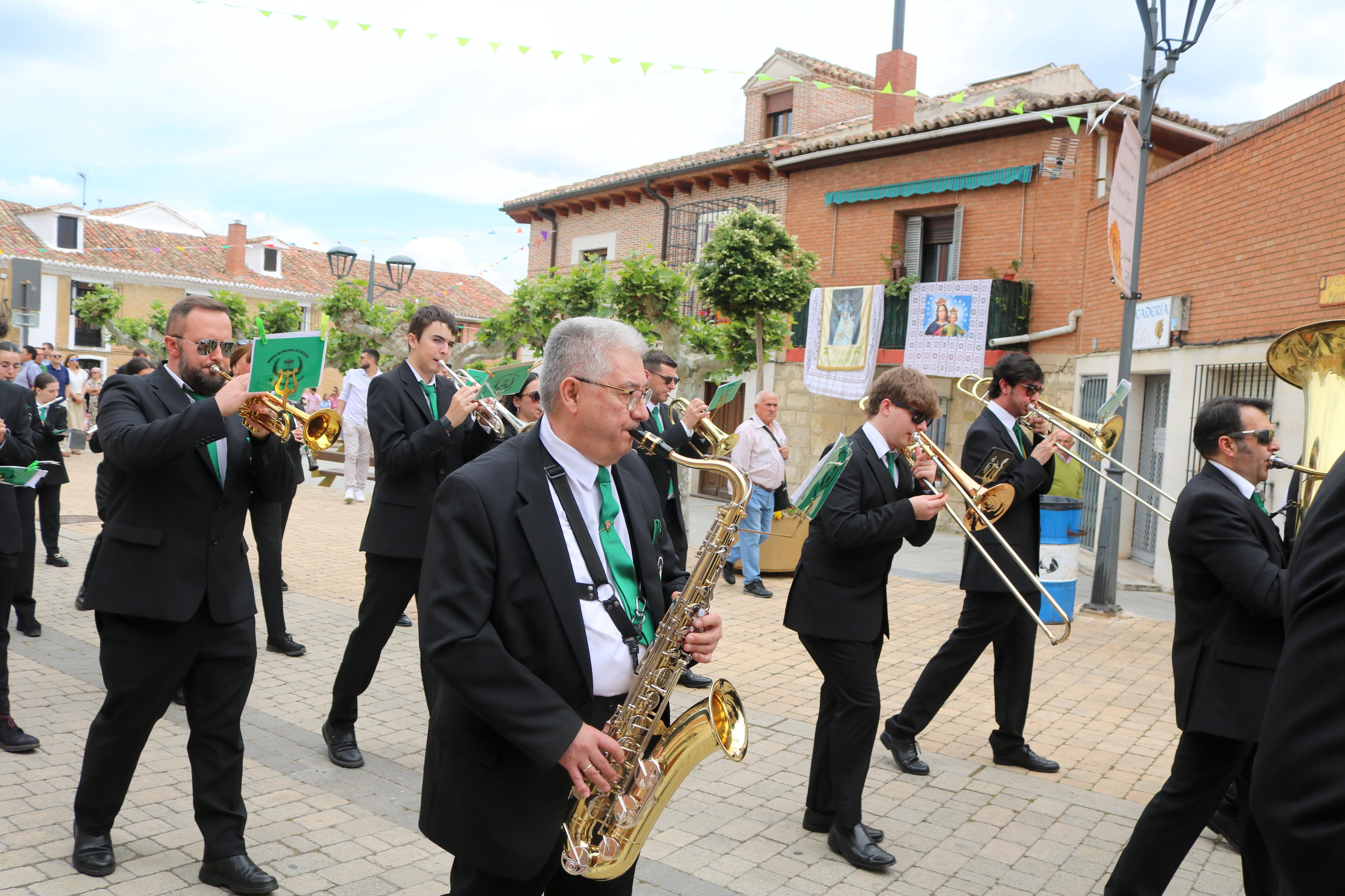 Villamuriel de Cerrato se rinde a la Virgen del Milagro