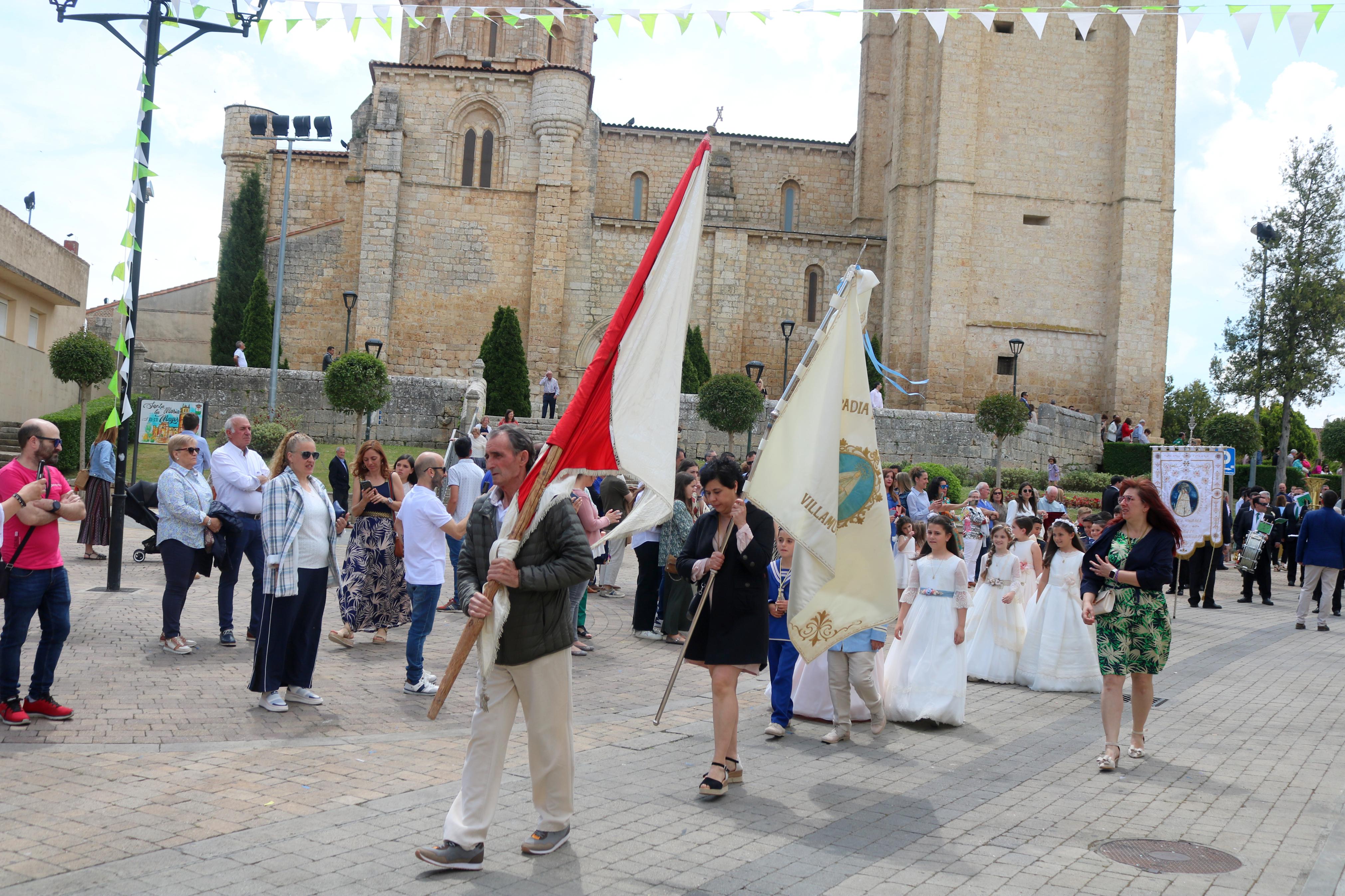 Villamuriel de Cerrato se rinde a la Virgen del Milagro