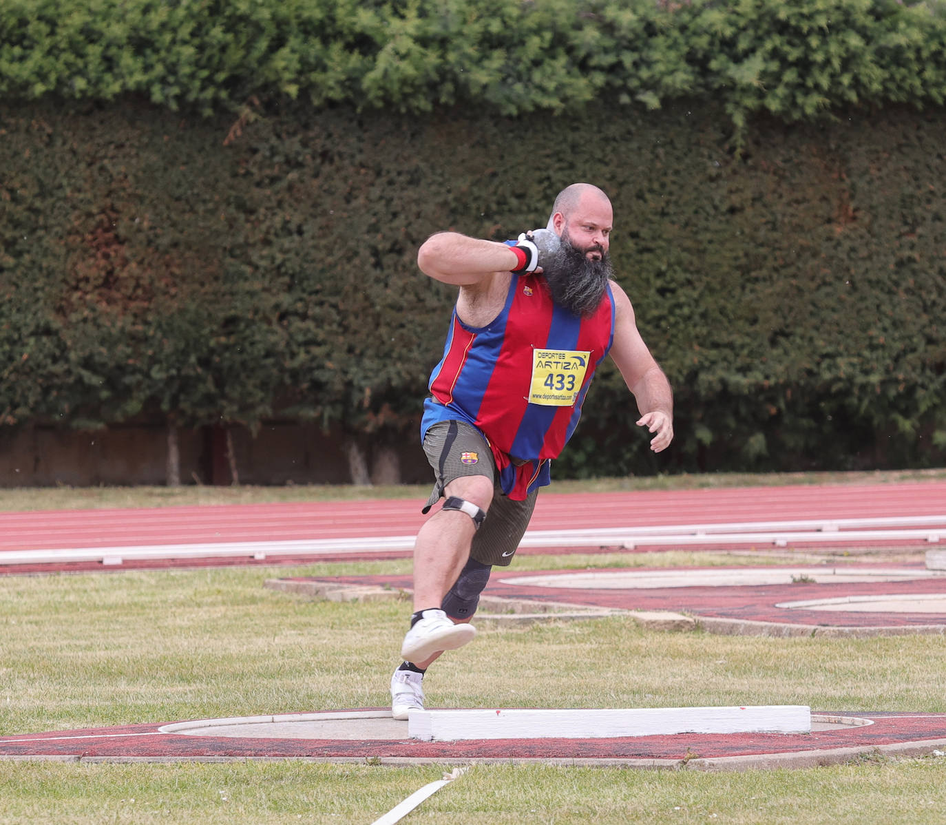 Óscar Husillos, protagonista en el Trofeo Feria Chica