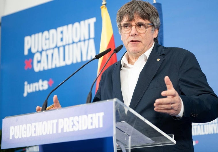 Puigdemont anuncia que se presentará a la investidura en el Parlament.