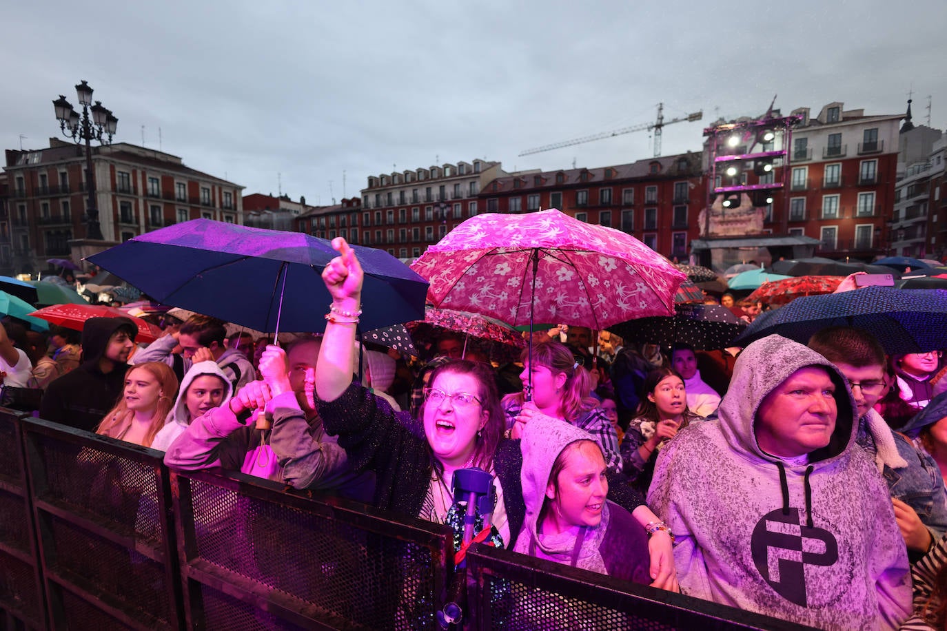 Las imágenes del concierto de la orquesta Panorama en la Plaza Mayor