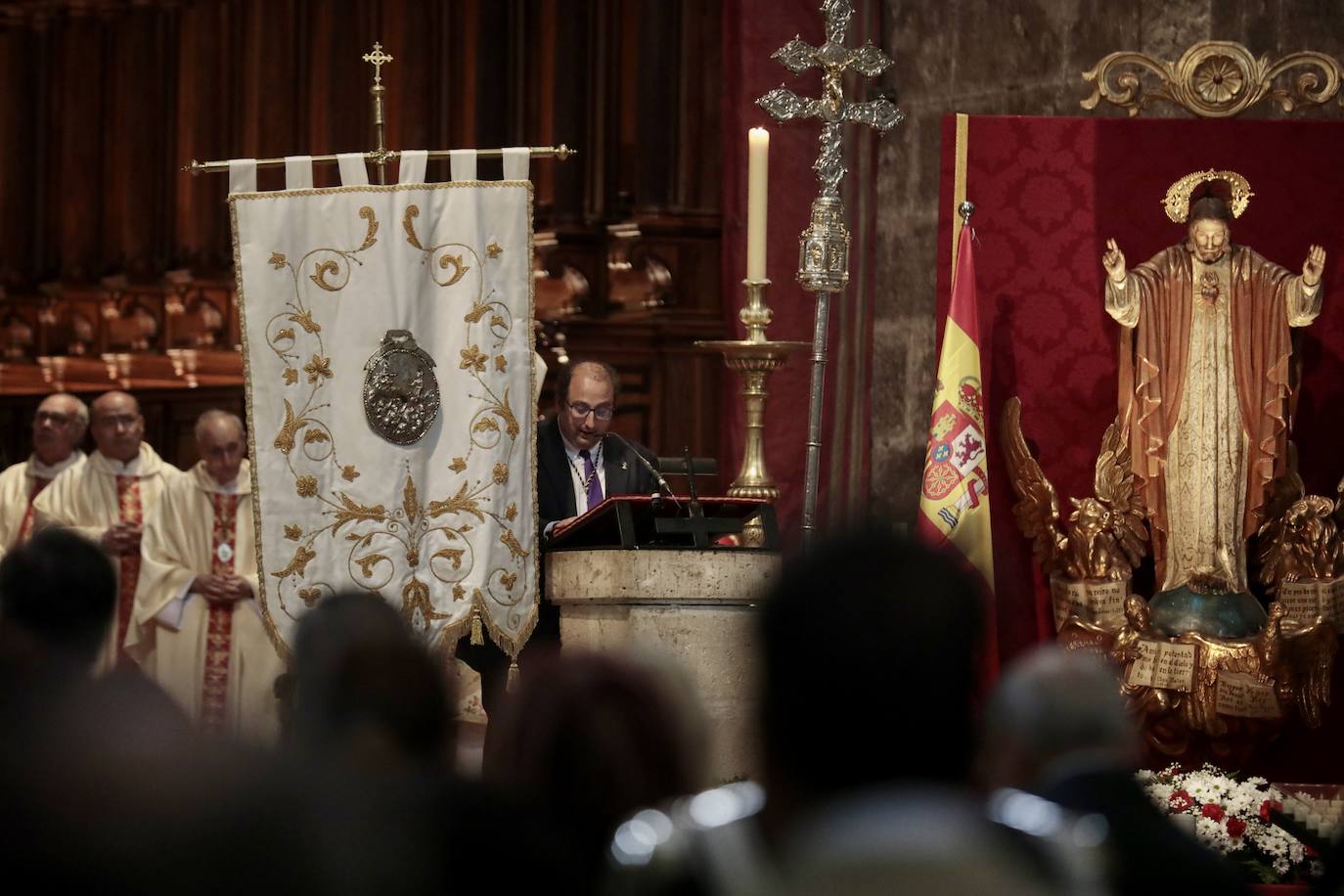 Ofrenda floral, misa y procesión en San Pedro Regalado