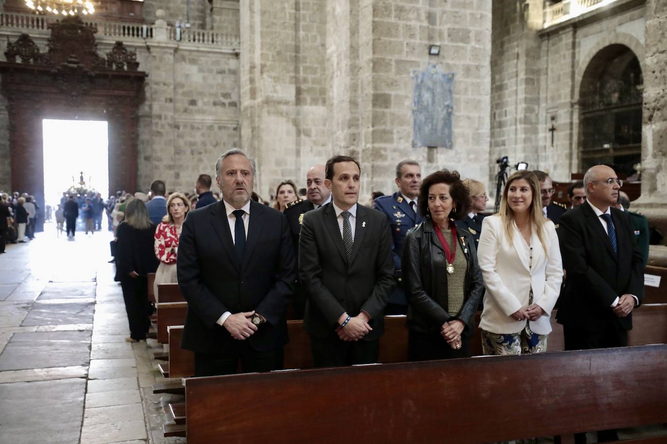 Ofrenda floral, misa y procesión en San Pedro Regalado