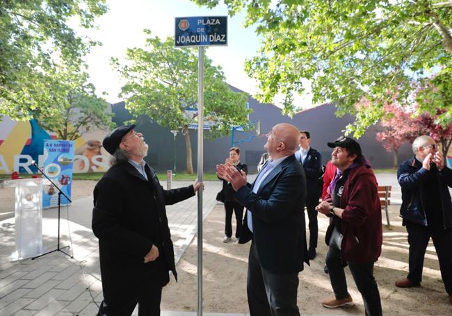 Acto de inauguración de la plaza Joaquín Díaz.