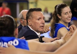 Nacho Martínez, entrenador del Perfumerías Avenida, tras las semifinales de la Liga Femenina Endesa entre CB Avenida y Girona