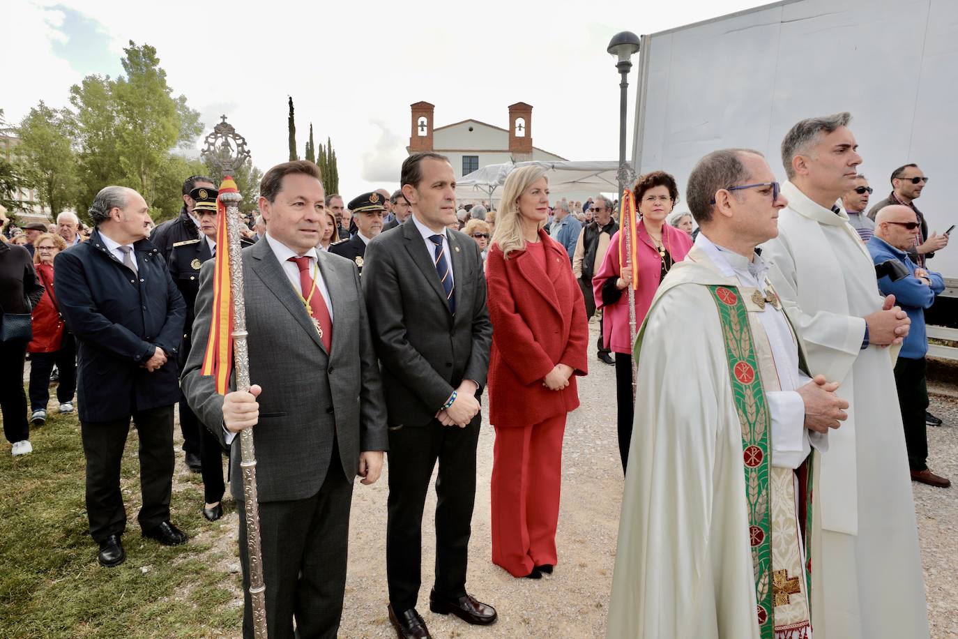 Imágenes de la multitudinaria procesión de San Isidro en Valladolid