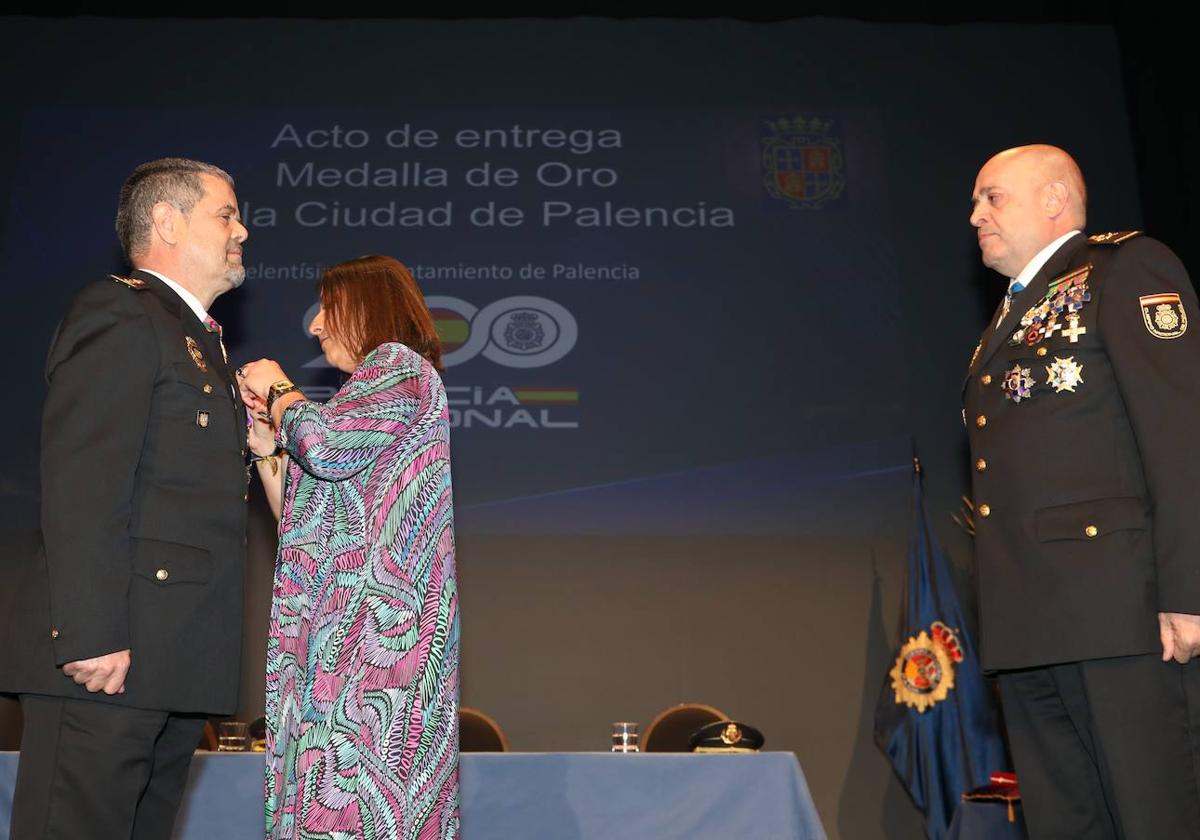 Medalla de Oro de Palencia para la Policía Nacional