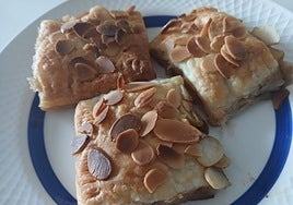 Hojaldres de manzana con almendras tostadas
