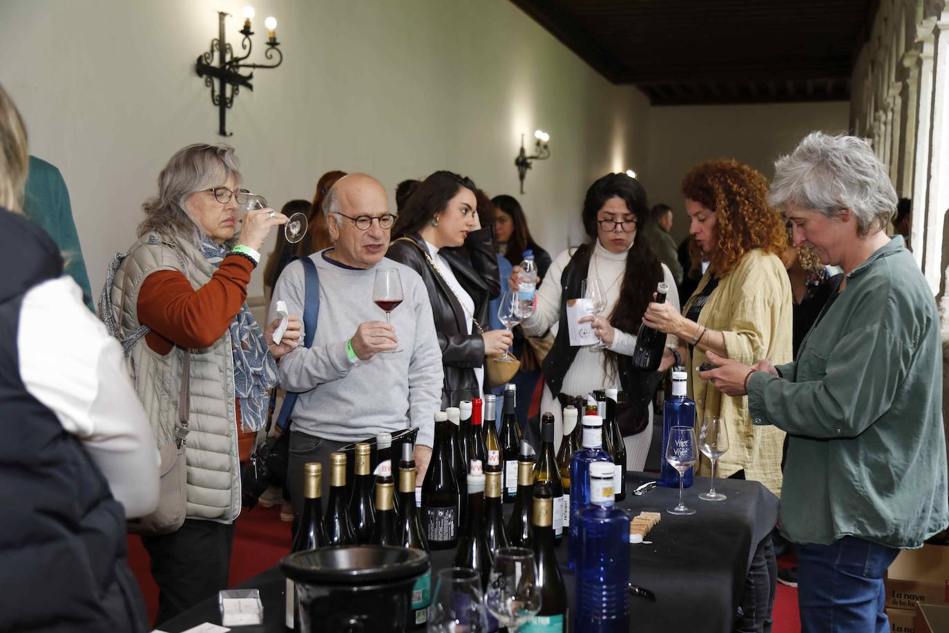 El I Salón Internacional del Vino en Peñafiel, en imágenes