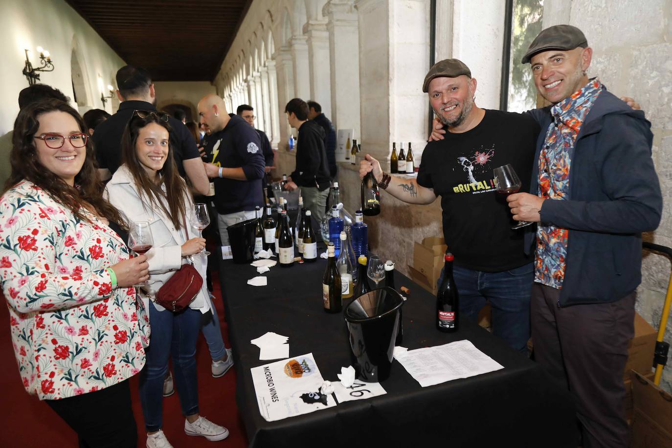 El I Salón Internacional del Vino en Peñafiel, en imágenes