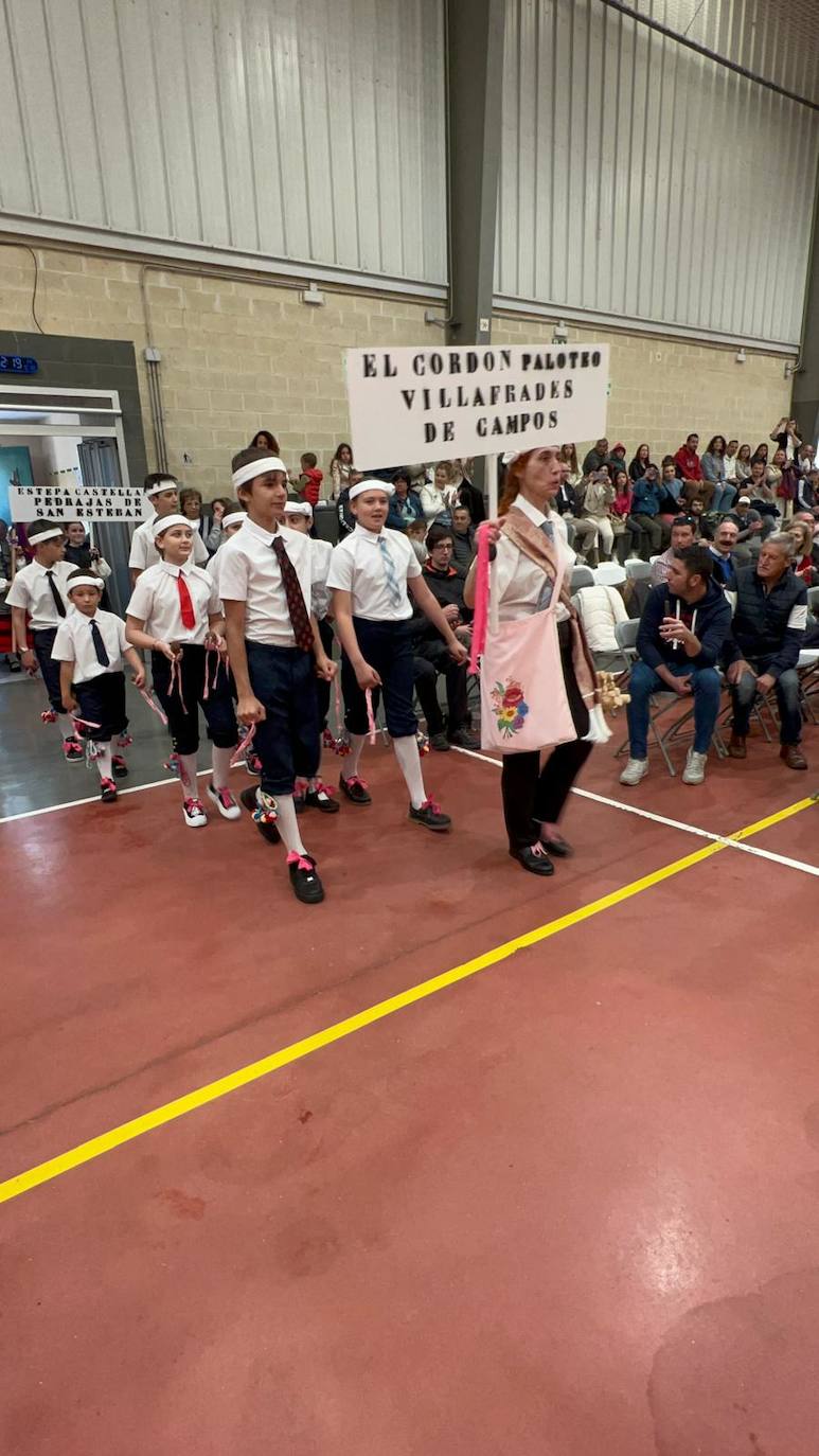 Villanubla acoge el IV Encuentro de Folclore Infantil