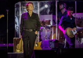 Raphael, durante el concierto en la Plaza Mayor en las Ferias y Fiestas de la Virgen de San Lorenzo de 2018.