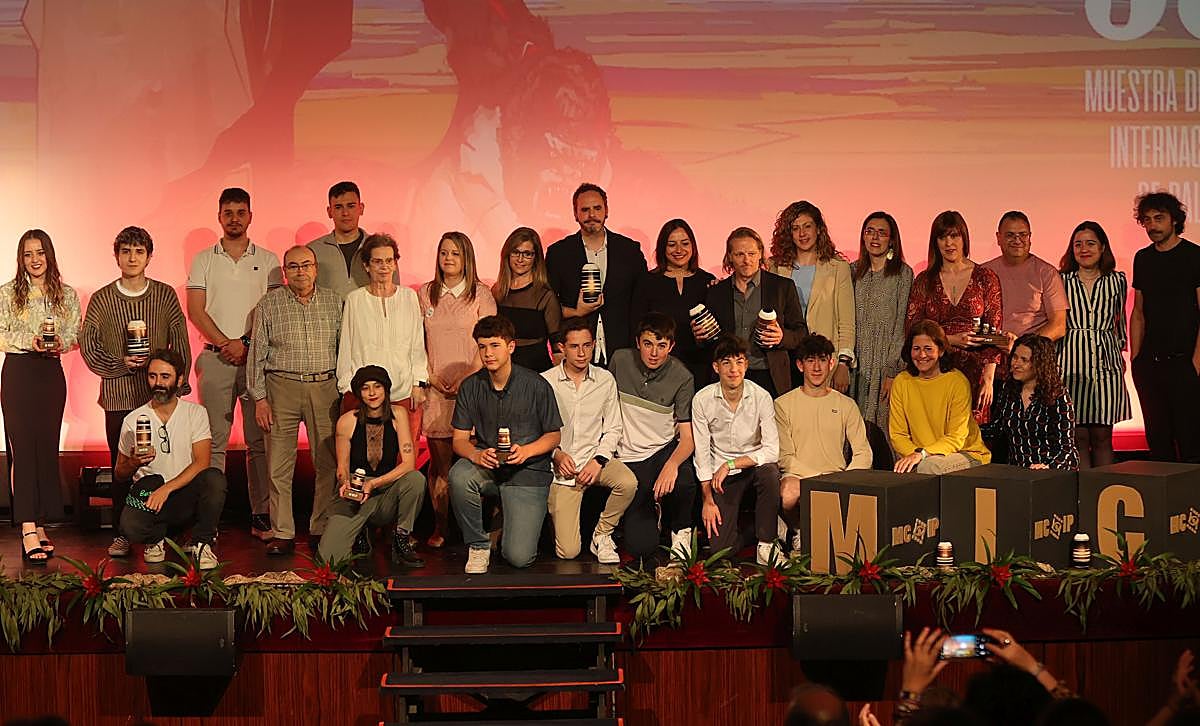 Foto de los galardonados en la Muestra de Cine.