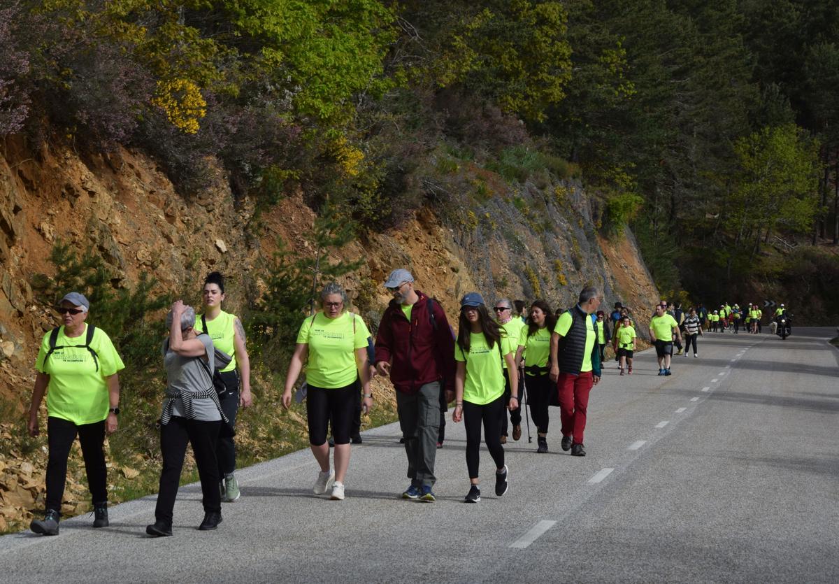 Participantes en la Marcha de Adecas.