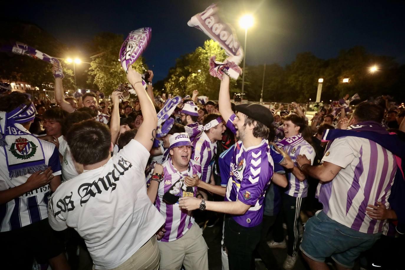 Fotos de la celebración del ascenso en la fuente de Zorrilla