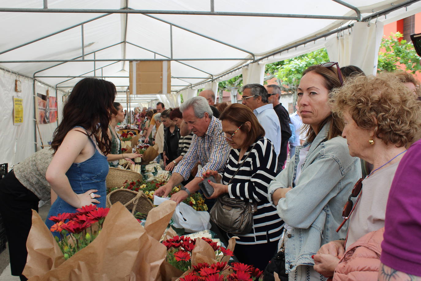 Las imágenes de la despedida de la Feria del Espárrago en Tudela de Duero