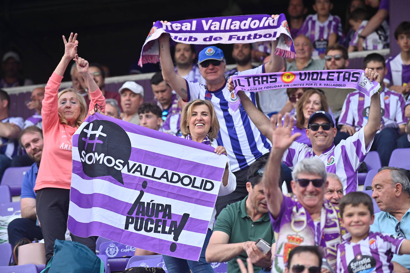 Búscate en la grada del Real Valladolid-Villarreal B (1/4)