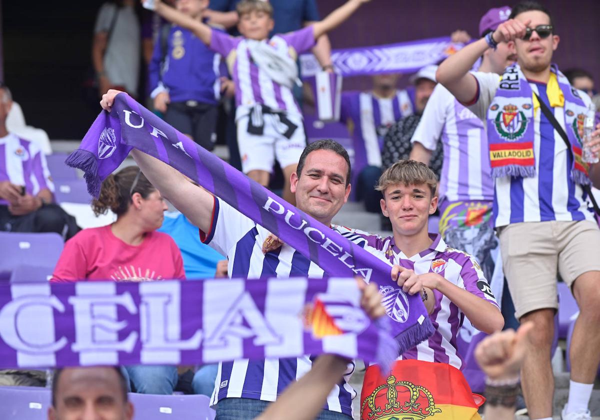 Búscate en la grada del Real Valladolid-Villarreal B (1/4)