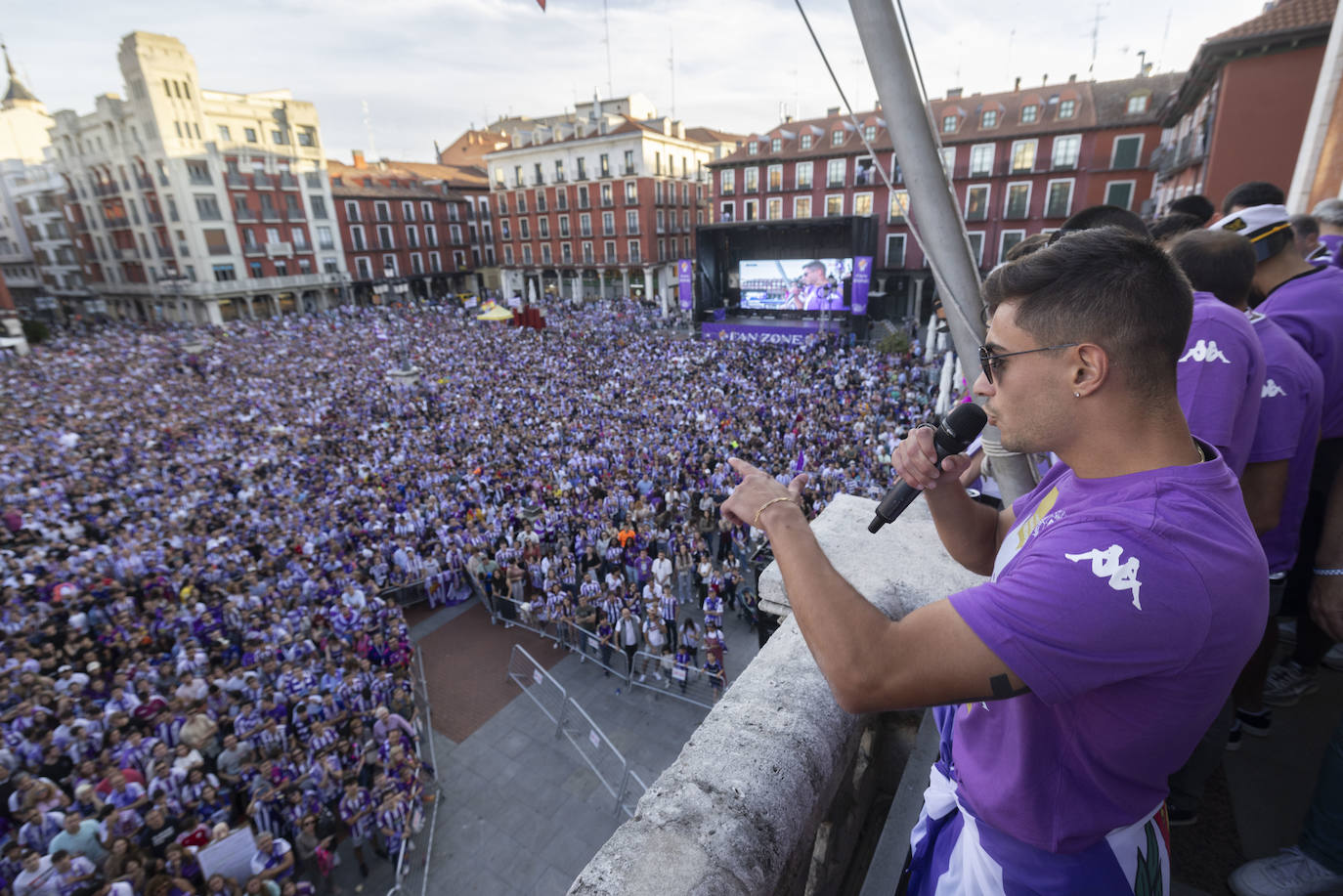 Las imágenes del Real Valladolid en el ayuntamiento