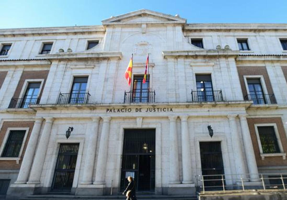 Fachada de la Audiencia de Valladolid, en una imagen de archivo.